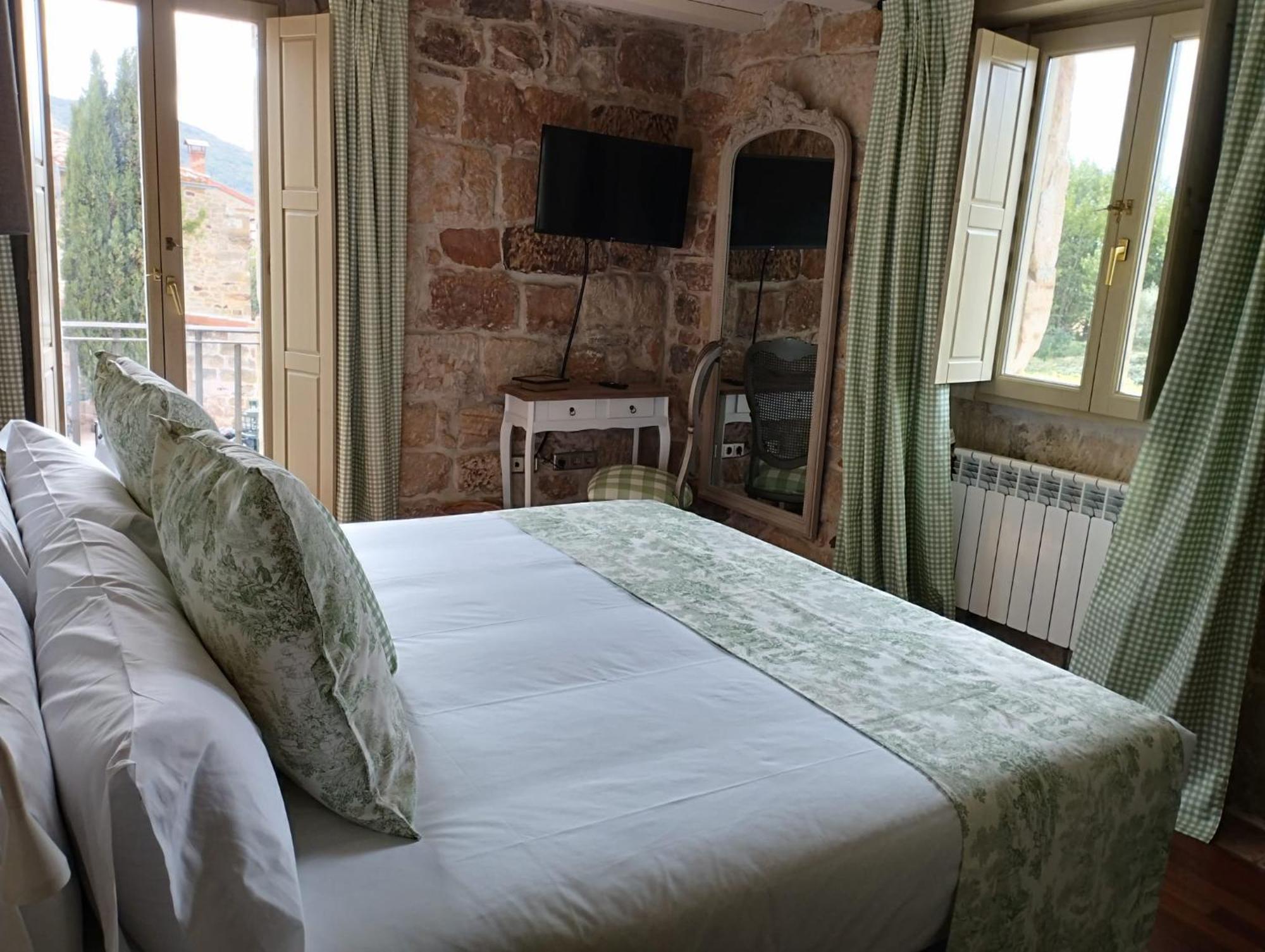 Maison Baron De La Galleta B&B Кинтанилья-де-лас-Торрес Экстерьер фото