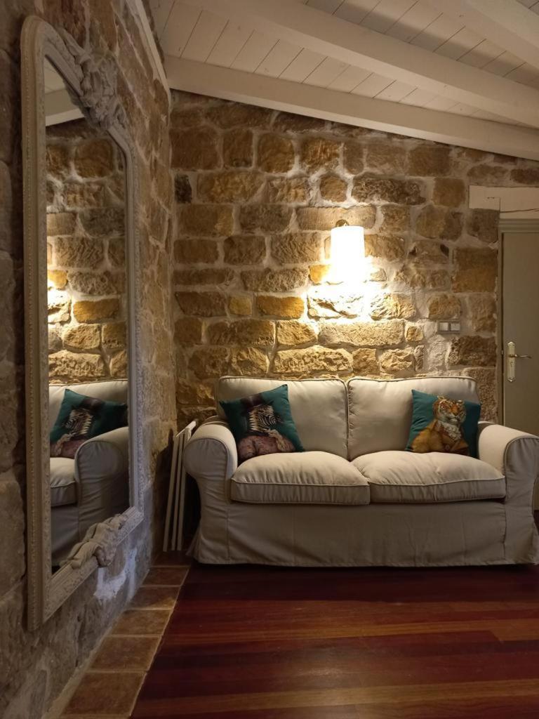 Maison Baron De La Galleta B&B Кинтанилья-де-лас-Торрес Экстерьер фото